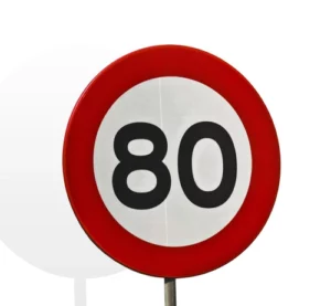 verkeersbord met 80 snelheid